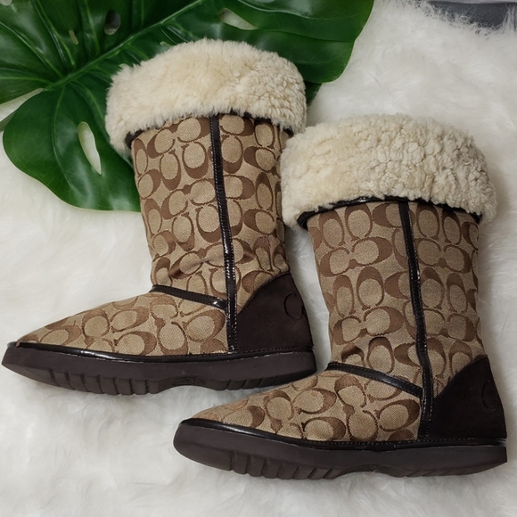 AUTHENTIC COACH BOATS - Picture 7 of 8